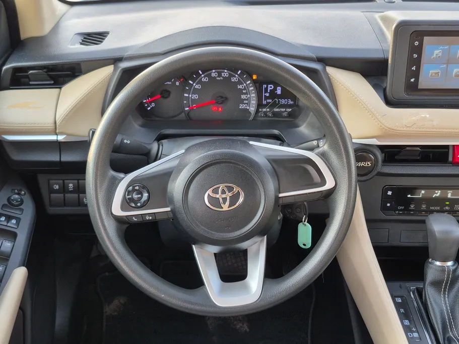 تويوتا يارس Y 2023 