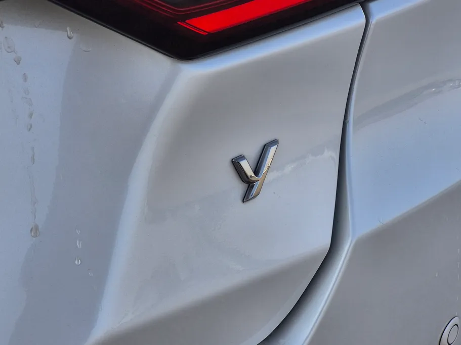 تويوتا يارس Y 2023 