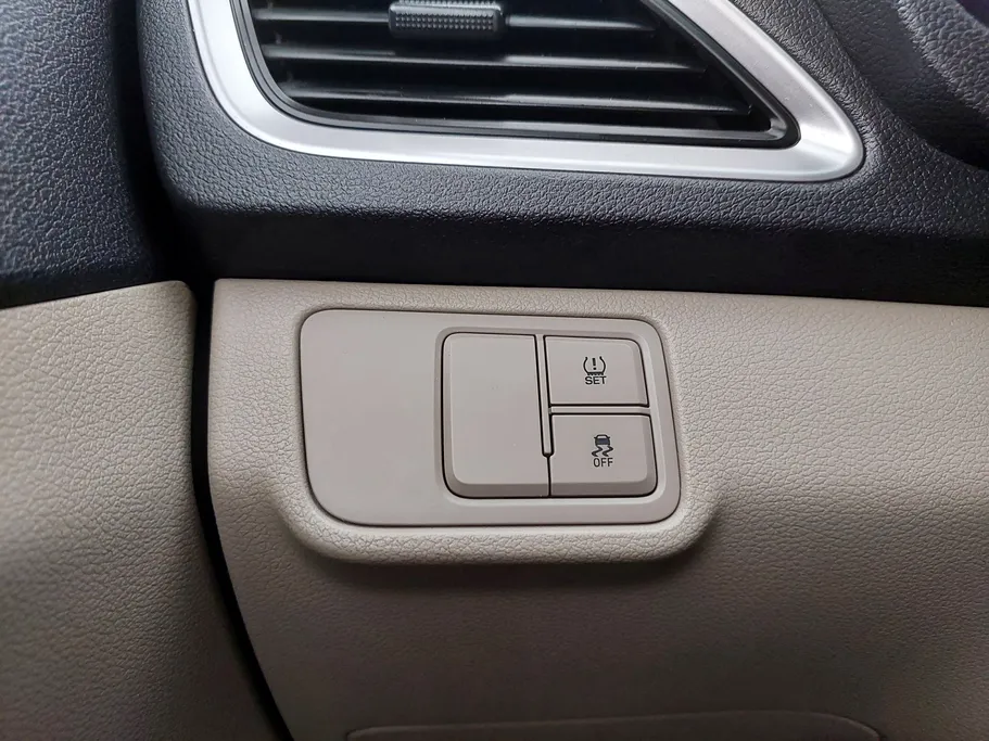 2023 Hyundai Accent Smart 