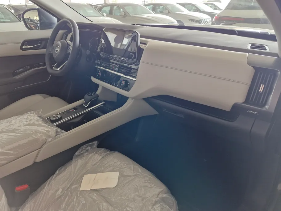 نيسان باثفندر SV 2023 