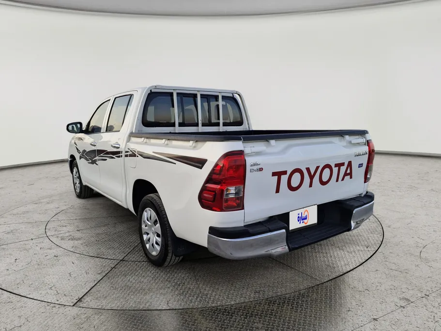 تويوتا هايلكس DC 4x2 Diesel 2022 