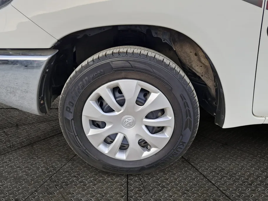 تويوتا هايلكس DC 4x2 Diesel 2022 