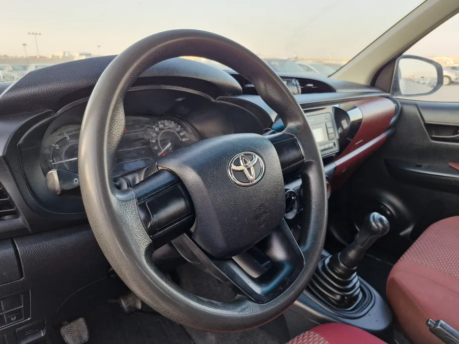 تويوتا هايلكس DC 4x2 Diesel 2022 