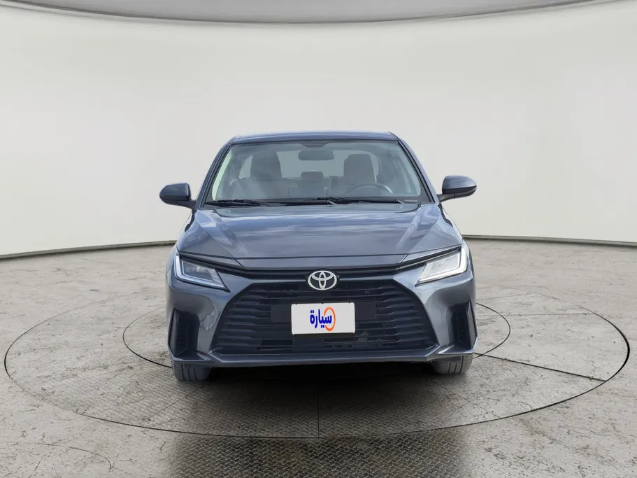 2023 Toyota Yaris  Y 