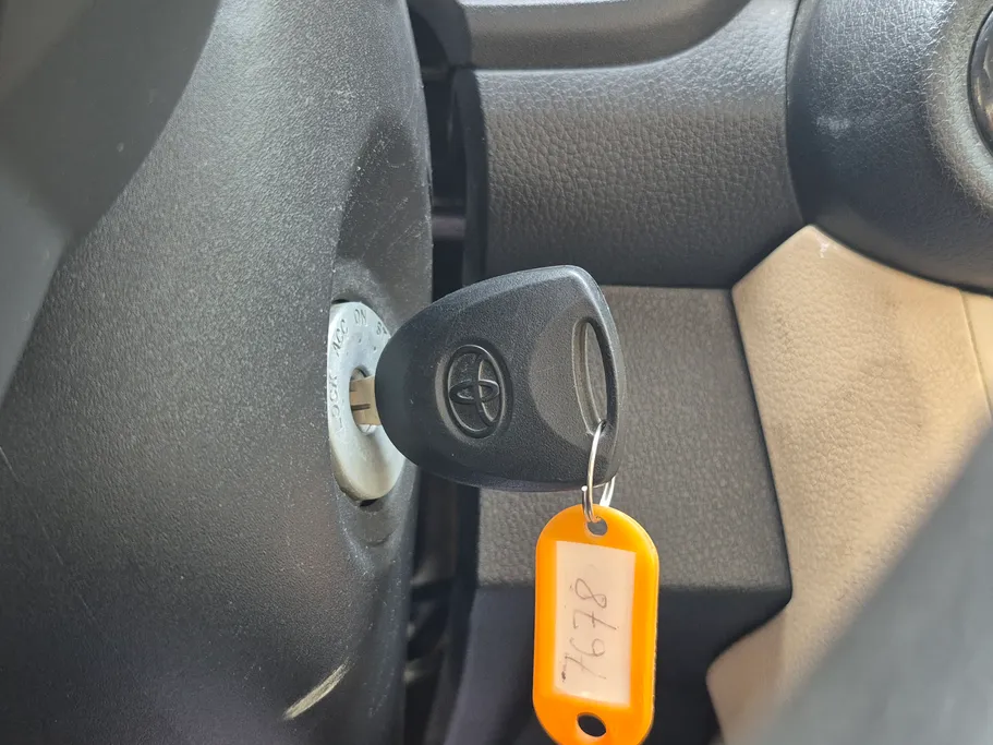 2023 Toyota Yaris  Y 