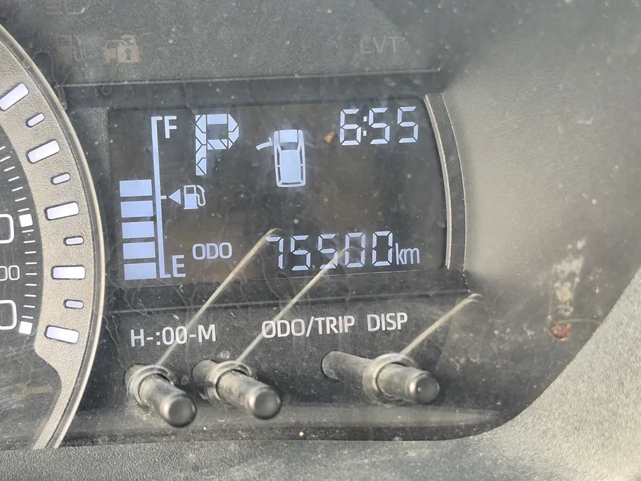 2023 Toyota Yaris  Y 