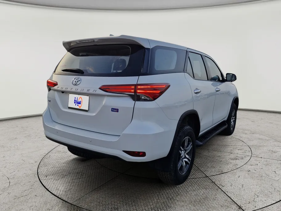 2023 Toyota Fortuner GX2 