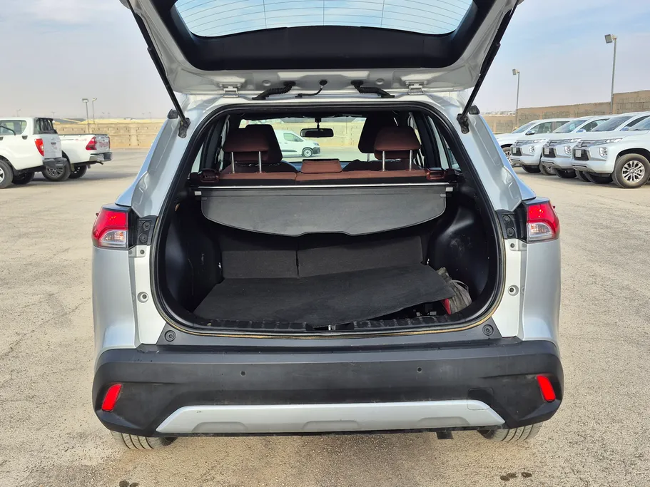 2024 Toyota Corolla Cross XLE 