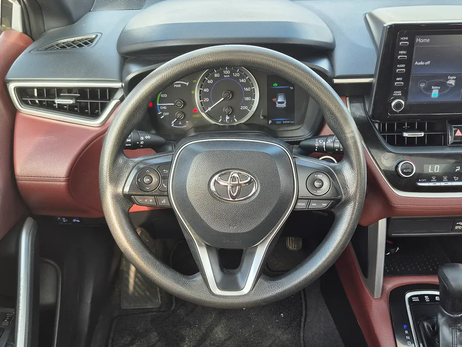 2024 Toyota Corolla Cross XLE 