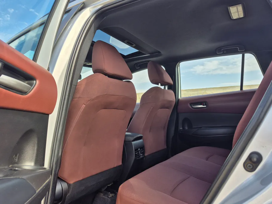 2024 Toyota Corolla Cross XLE 