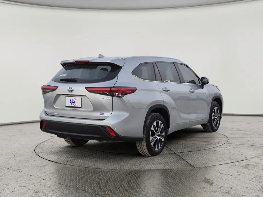 تويوتا هايلاندر GLE 2023 