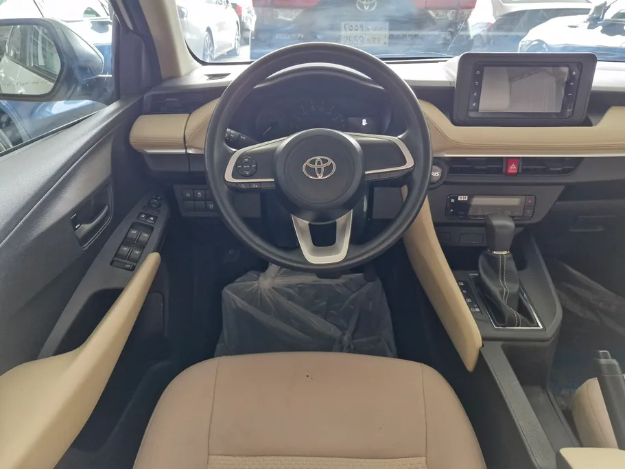 تويوتا يارس Y 2023 