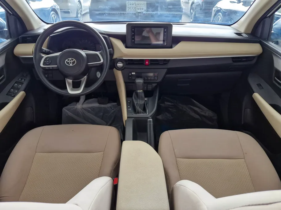 تويوتا يارس Y 2023 