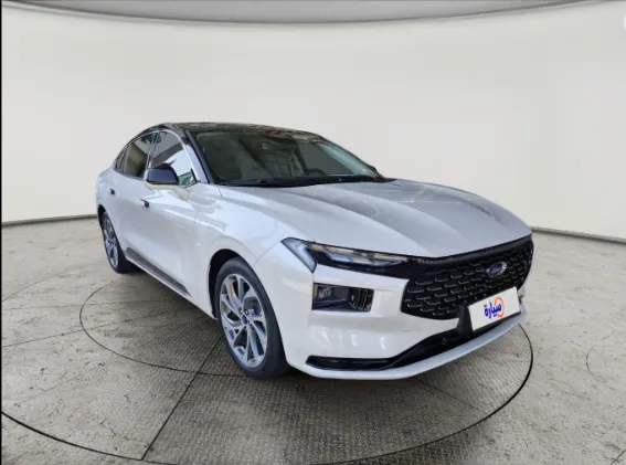 فورد تورس تيتانيوم 2025 