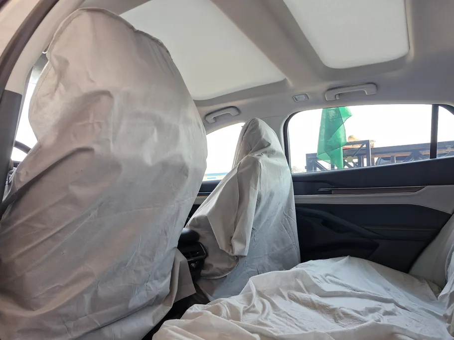 فورد تورس تيتانيوم 2025 