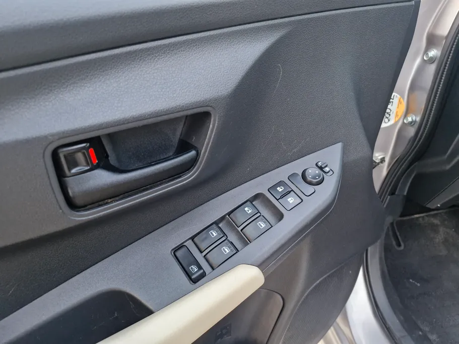 تويوتا يارس Y 2024 