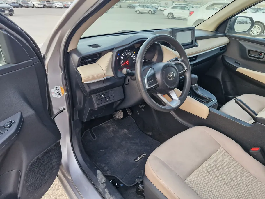 تويوتا يارس Y 2024 