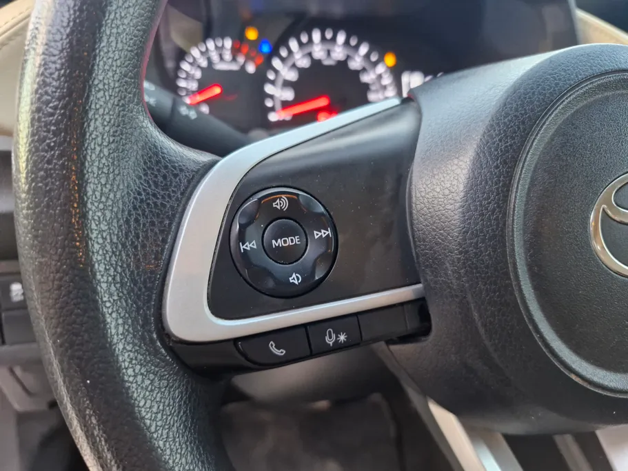 تويوتا يارس Y 2024 