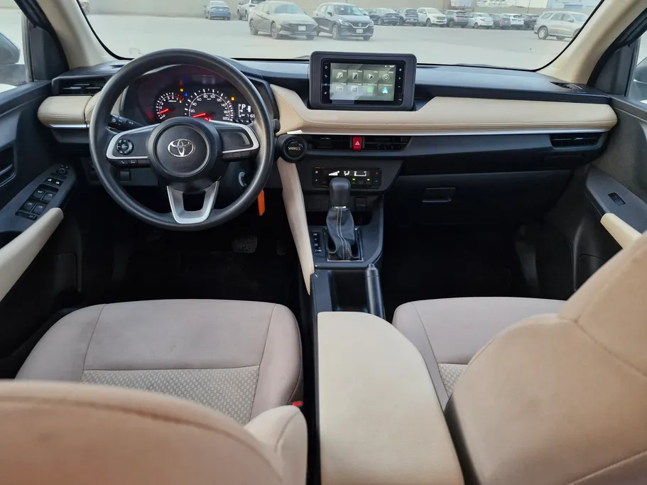 تويوتا يارس Y 2024 