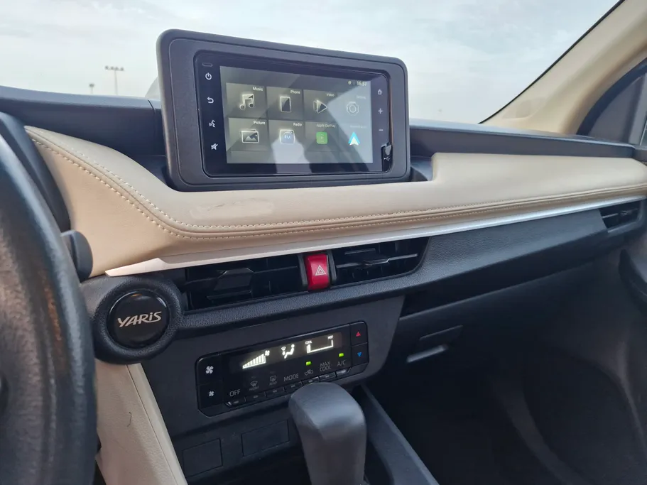 تويوتا يارس Y 2024 