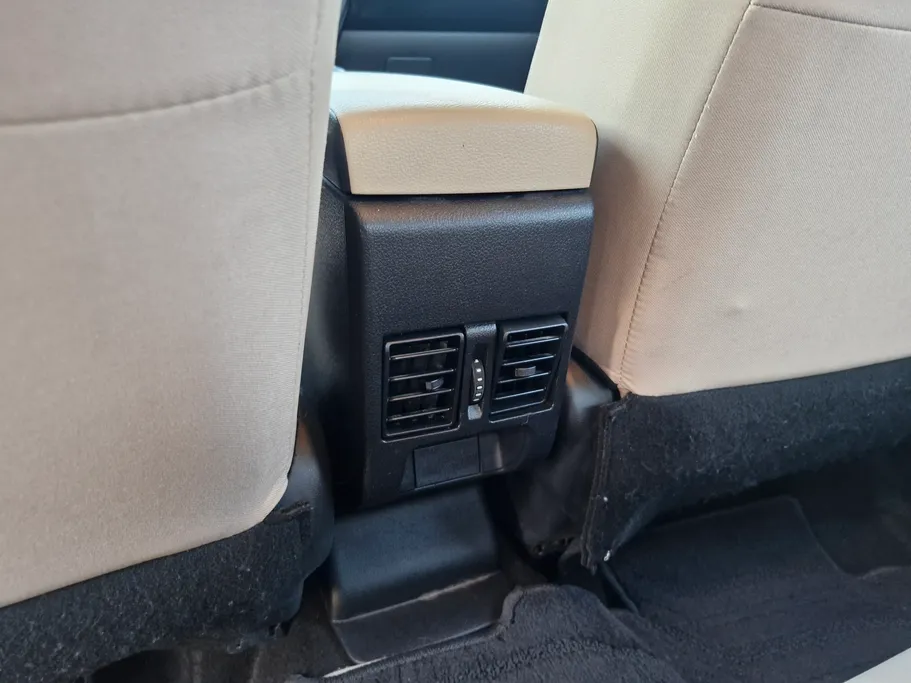 تويوتا يارس Y 2024 