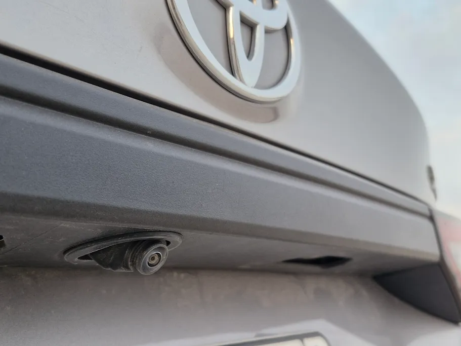 تويوتا يارس Y 2024 