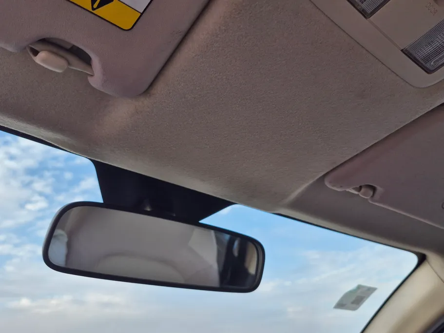 2023 Toyota Yaris  Y 