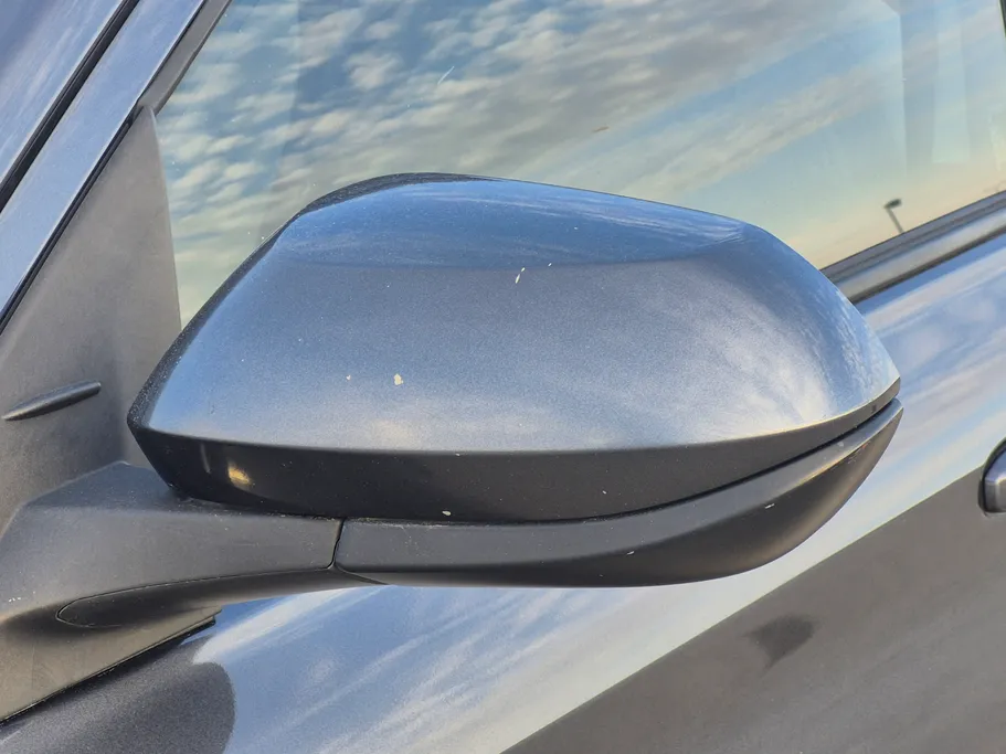 2023 Toyota Yaris  Y 