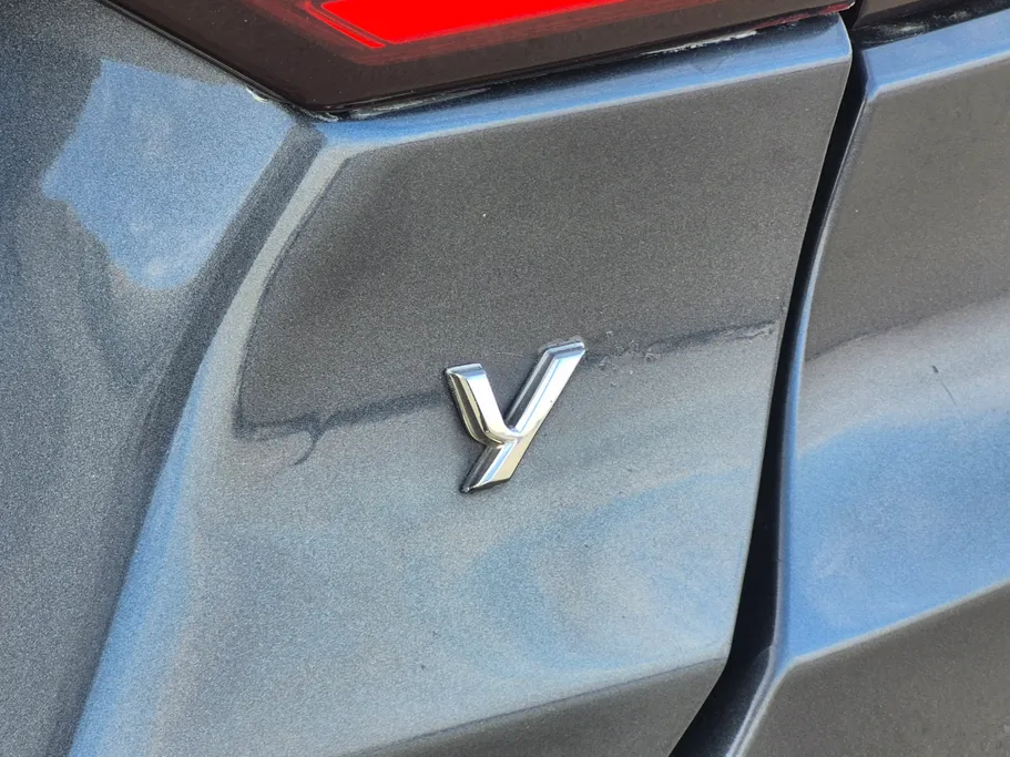 2023 Toyota Yaris  Y 