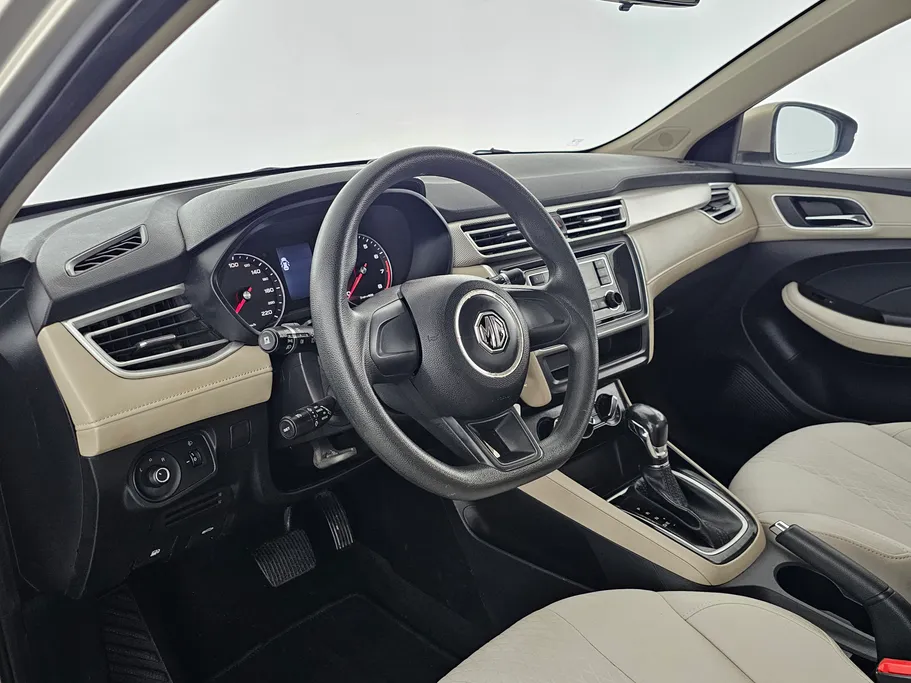 ام جي 5 STD 2022 