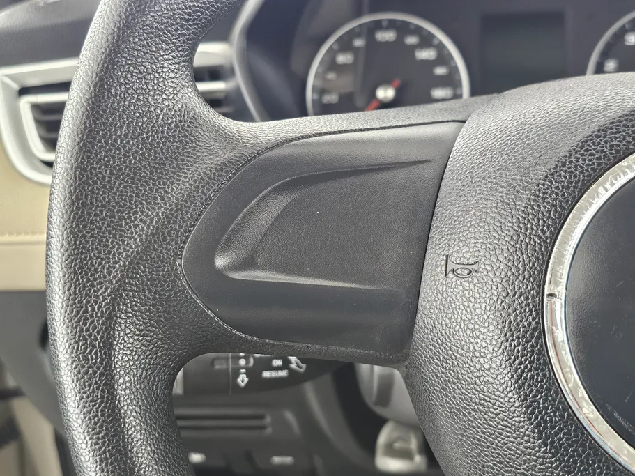 ام جي 5 STD 2022 