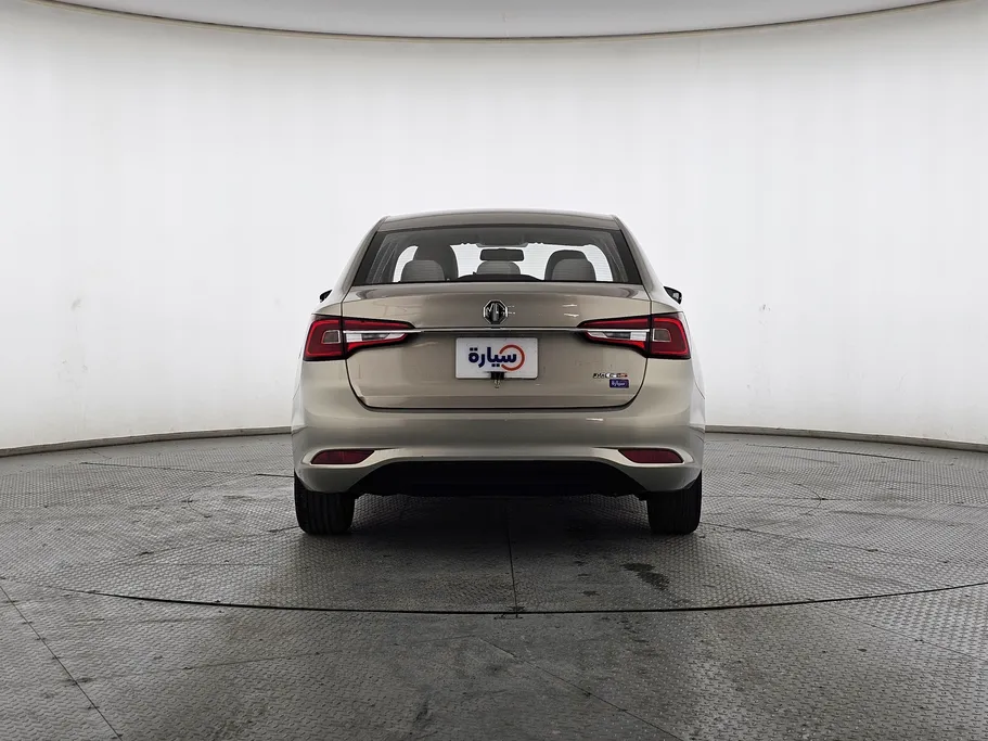 ام جي 5 STD 2022 