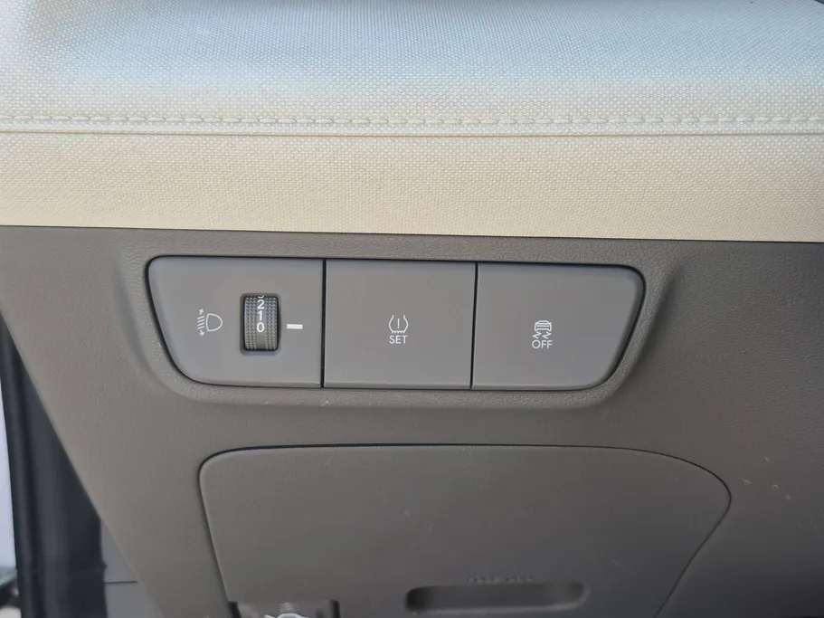 2024 Hyundai Accent Smart 