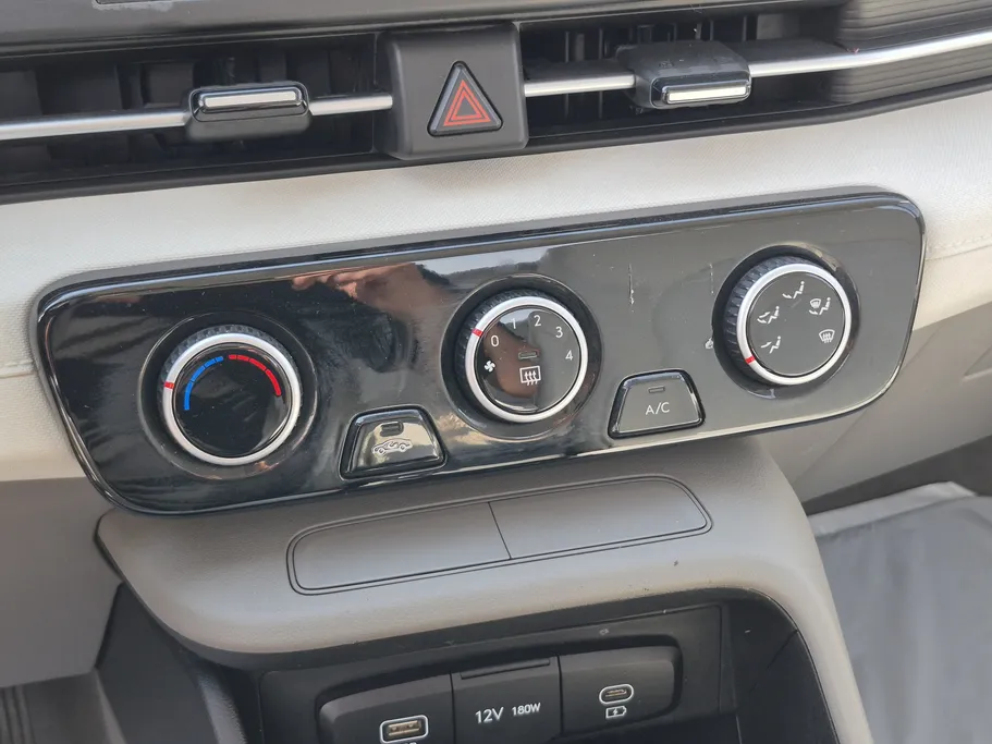 2024 Hyundai Accent Smart 