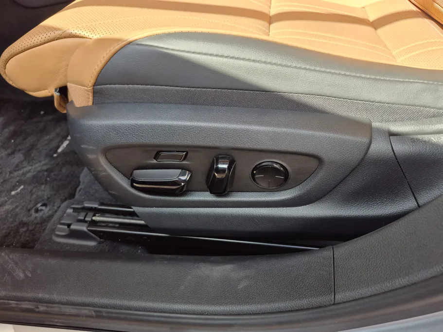 2023 Lexus ES 250 BD Excellence Plus 