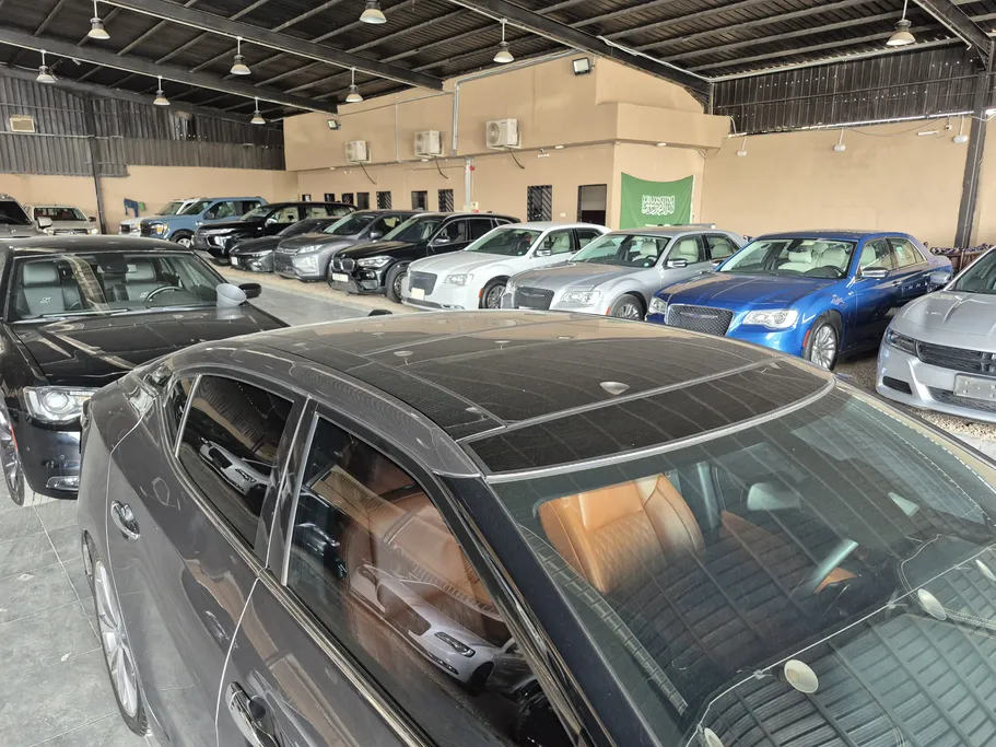 2022 Nissan Maxima SR 