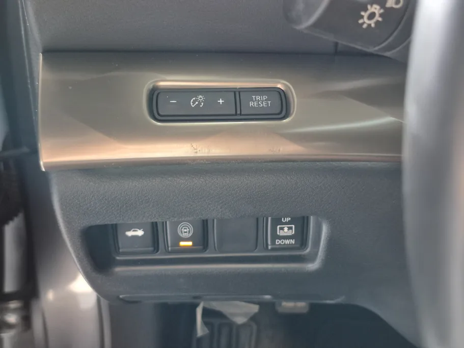 2022 Nissan Maxima SR 