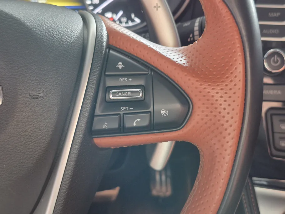 2022 Nissan Maxima SR 