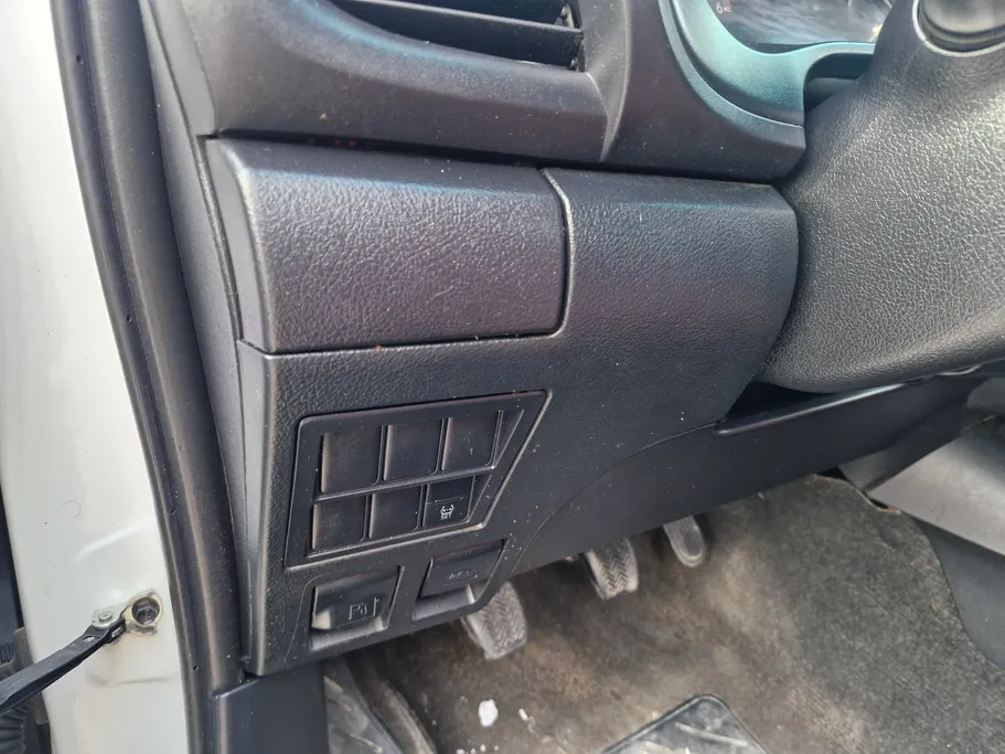 تويوتا هايلكس DC 4x4 Diesel 2022 