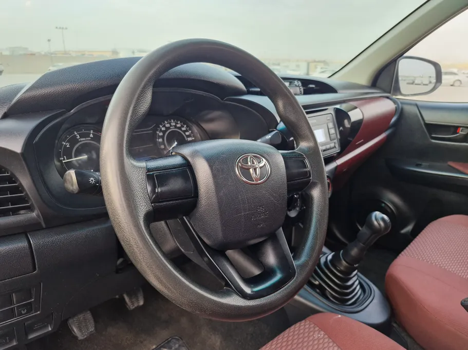 تويوتا هايلكس DC 4x4 Diesel 2022 