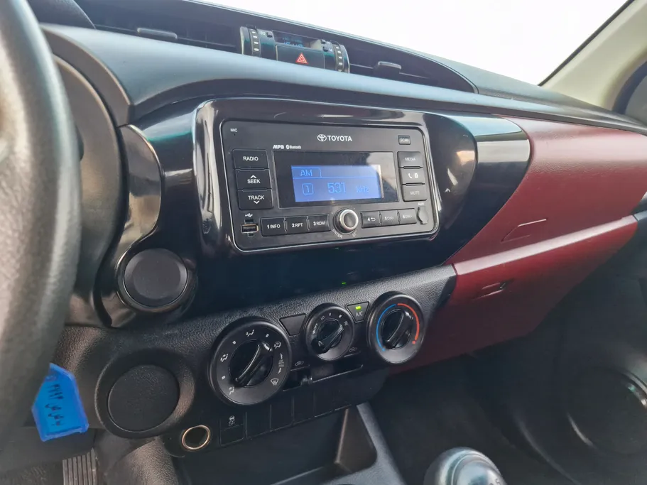 تويوتا هايلكس DC 4x4 Diesel 2022 