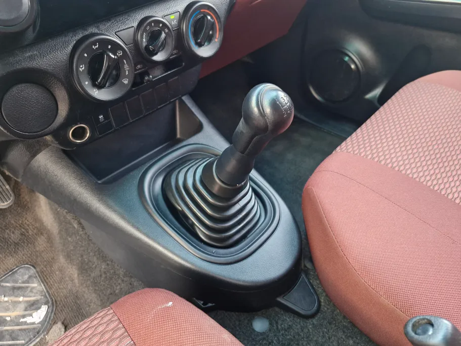 تويوتا هايلكس DC 4x4 Diesel 2022 