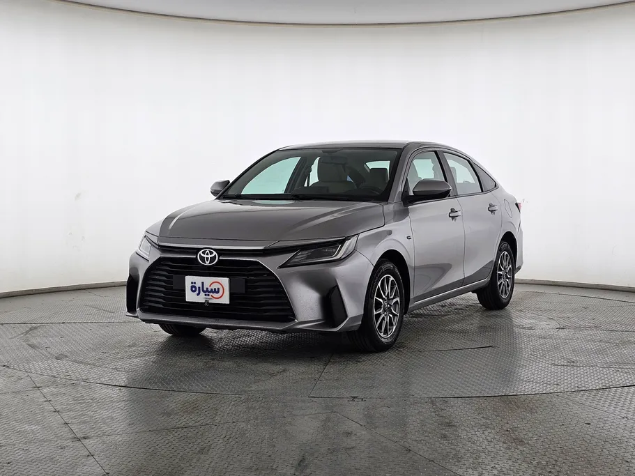 2023 Toyota Yaris  Y 