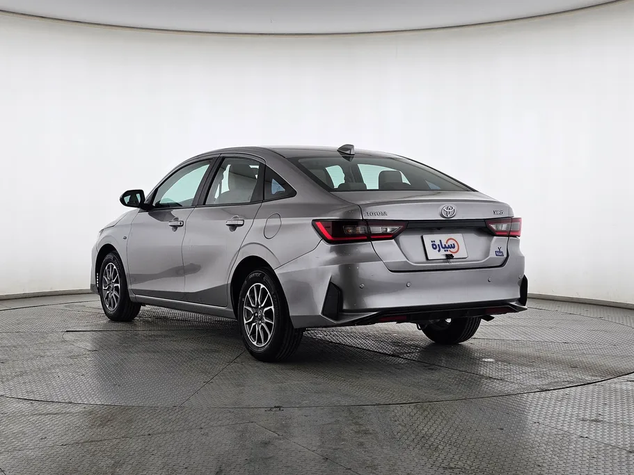 2023 Toyota Yaris  Y 