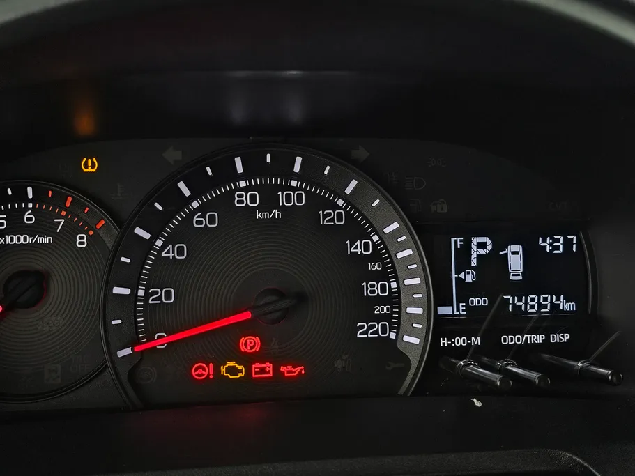 2023 Toyota Yaris  Y 