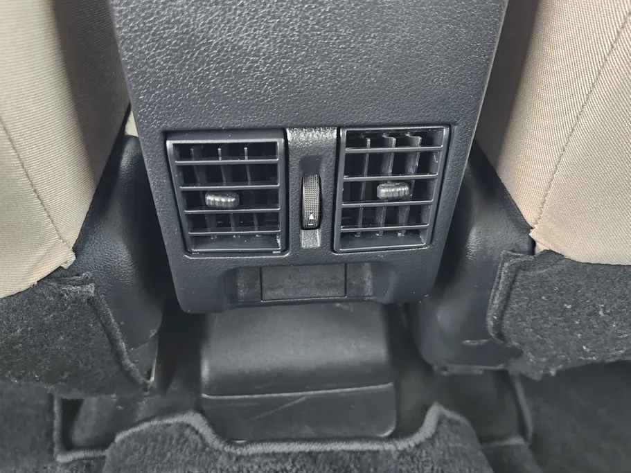 2023 Toyota Yaris  Y 