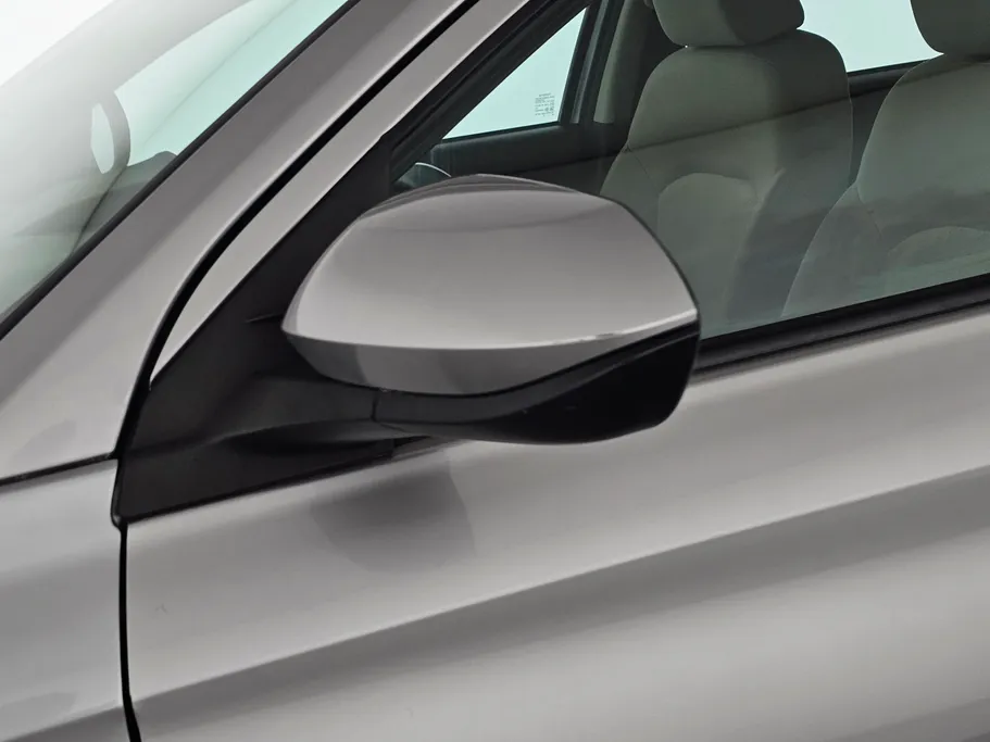 2023 Toyota Yaris  Y 