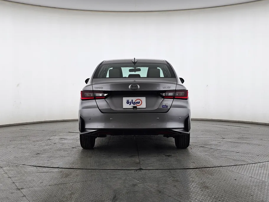 2023 Toyota Yaris  Y 