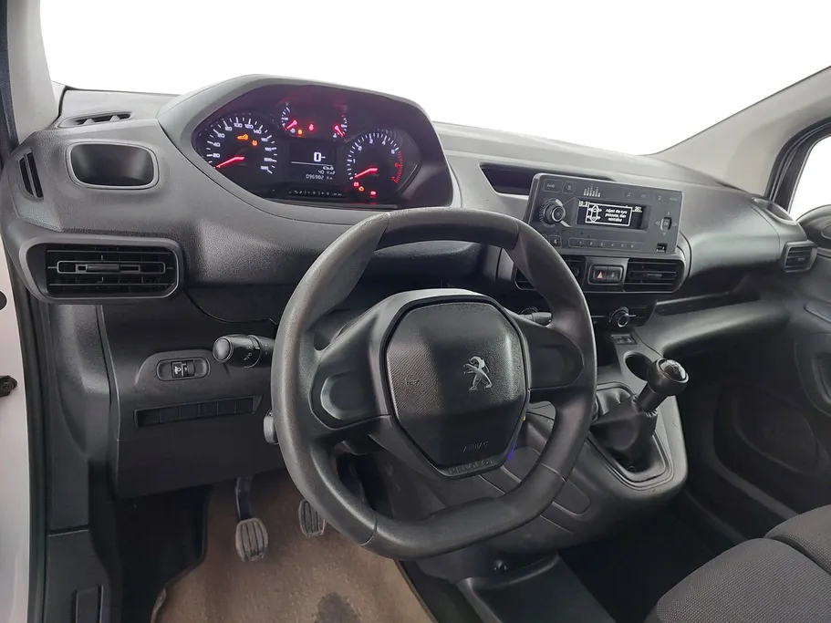 2022 Peugeot Partner Long van 