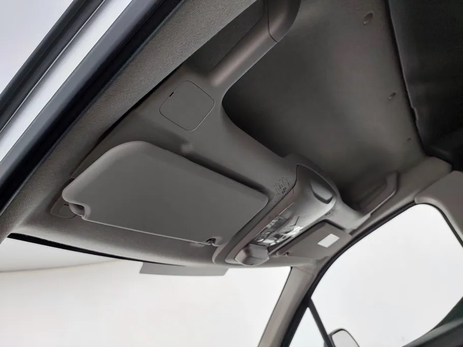 2022 Peugeot Partner Long van 